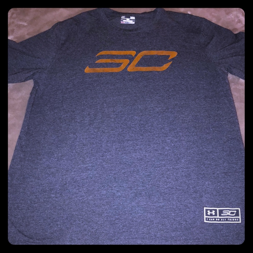 T shirt Under Armour S. Curry Large excellent cond